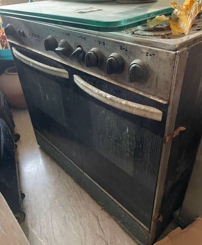 I zone cooking range is available for sale
