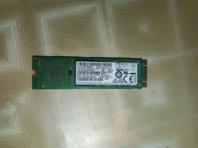 128 gb ssd with 0 battery health but working like a usb to store data.