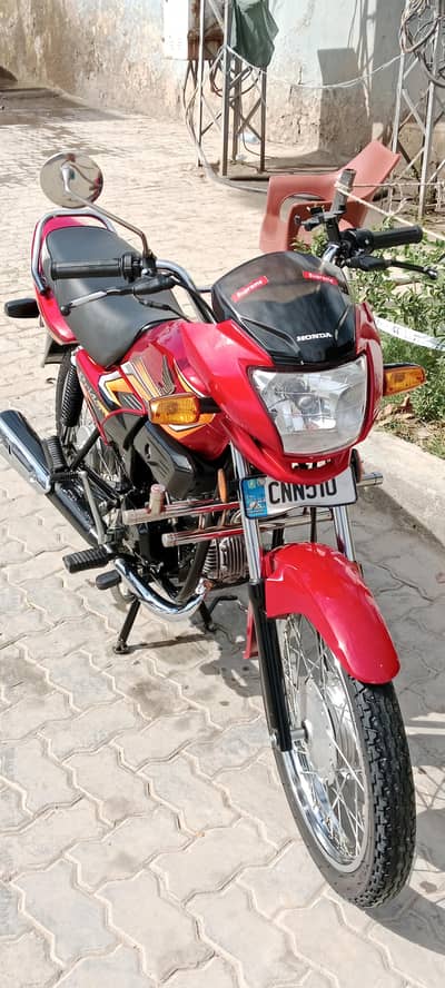 Honda Pridor Red Color model 2022