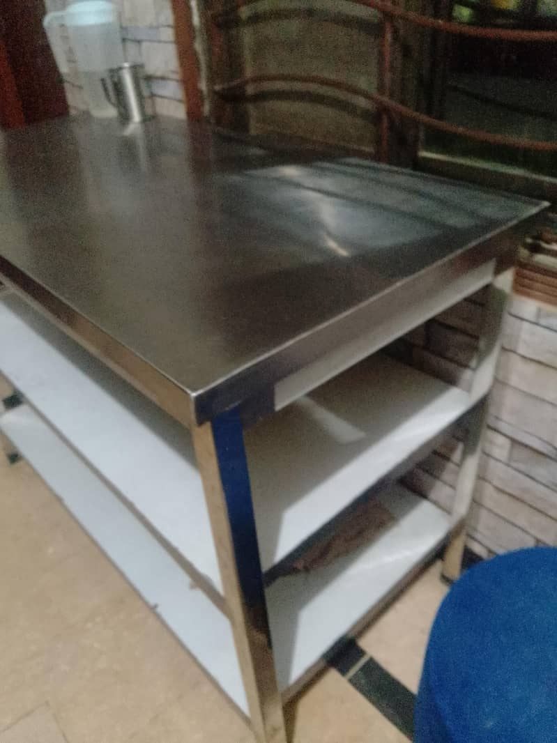 kitchen chef table for slae 1