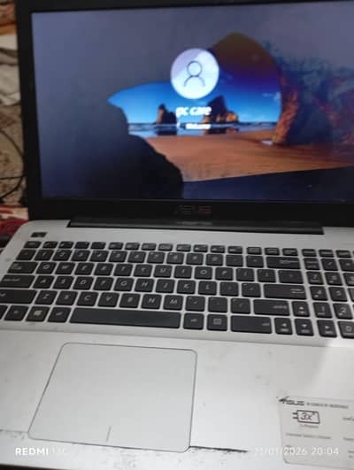 ASUS X555QA gaming laptop  with original dell keyboard