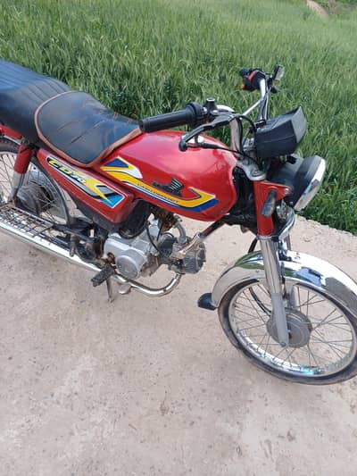 CD 70 for sale good Condition. . . . double tanky tapy