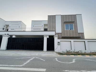 BRAND NEW HOUSE CORNER WEST OPEN