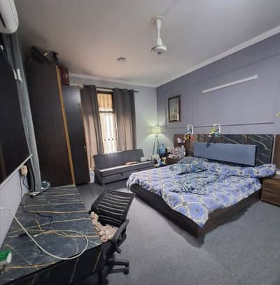 Idyllic Corner House Available In Allama Iqbal Town - Nishtar Block For sale