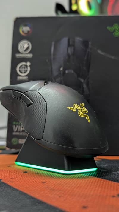 Razer Viper Ultimate - Gaming Mouse