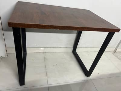 Computer table  for offices work