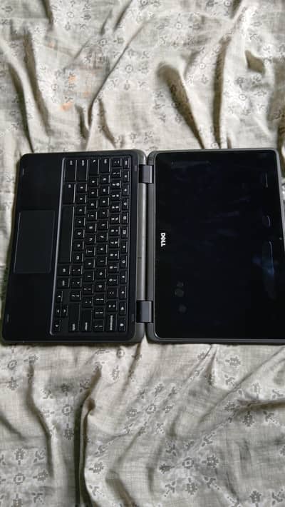 dell chromebook touch 360 rotation(free bag)