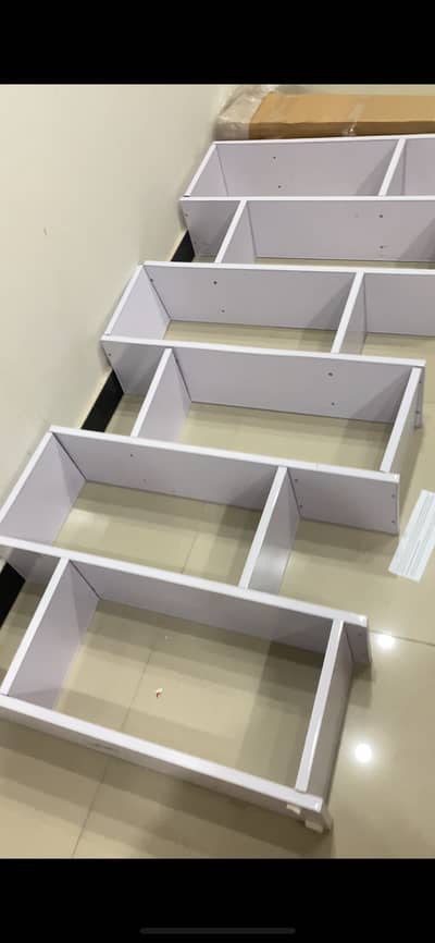 Modern Wooden Zig-Zag Shelf – Brand New Condition