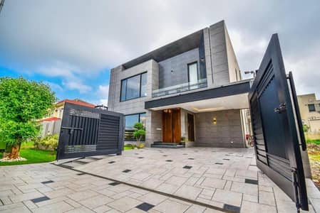 **Stunning 1 Kanal Luxury Bungalow for Rent | DHA Phase 6**