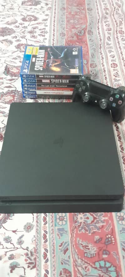 PS4 slim 1TB