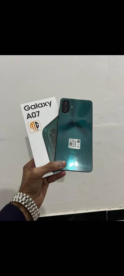Samsung galaxy A07, 128 GB GREEN COLOUR UNDER WARRANTY