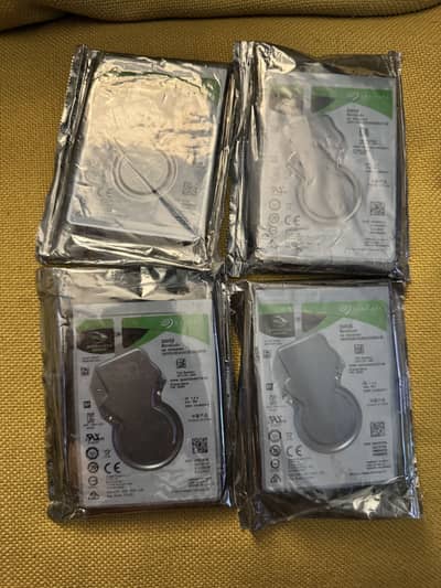 Seagate BarraCuda 500GB Slim Laptop HDD (ST500LM030) – 4 Available