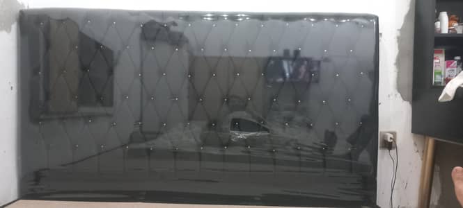  Luxury Bed Set – Excellent Condition