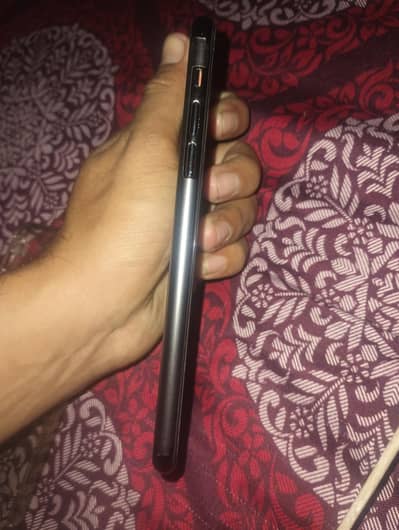 iPhone 11pro Maxx factory unlocked