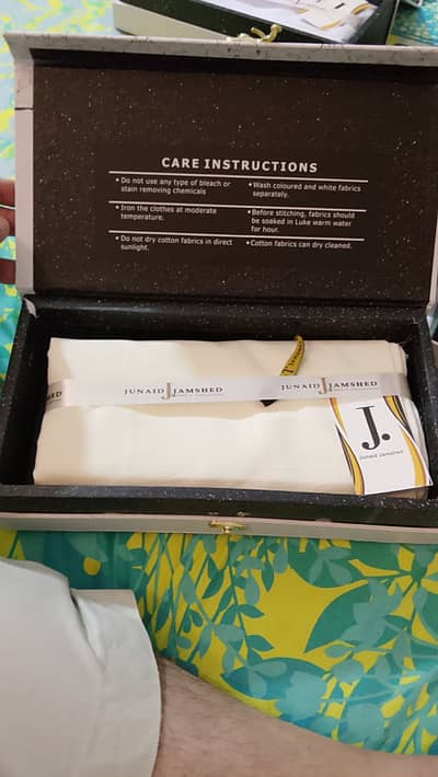 JUNAID JAMSHED j. Unstitched Sale