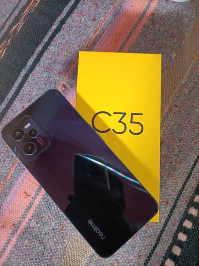 Realme c35