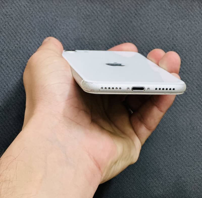 IPHONE SE 0
