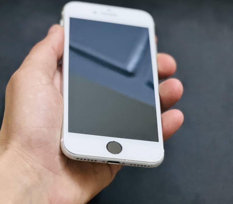 IPHONE SE 1