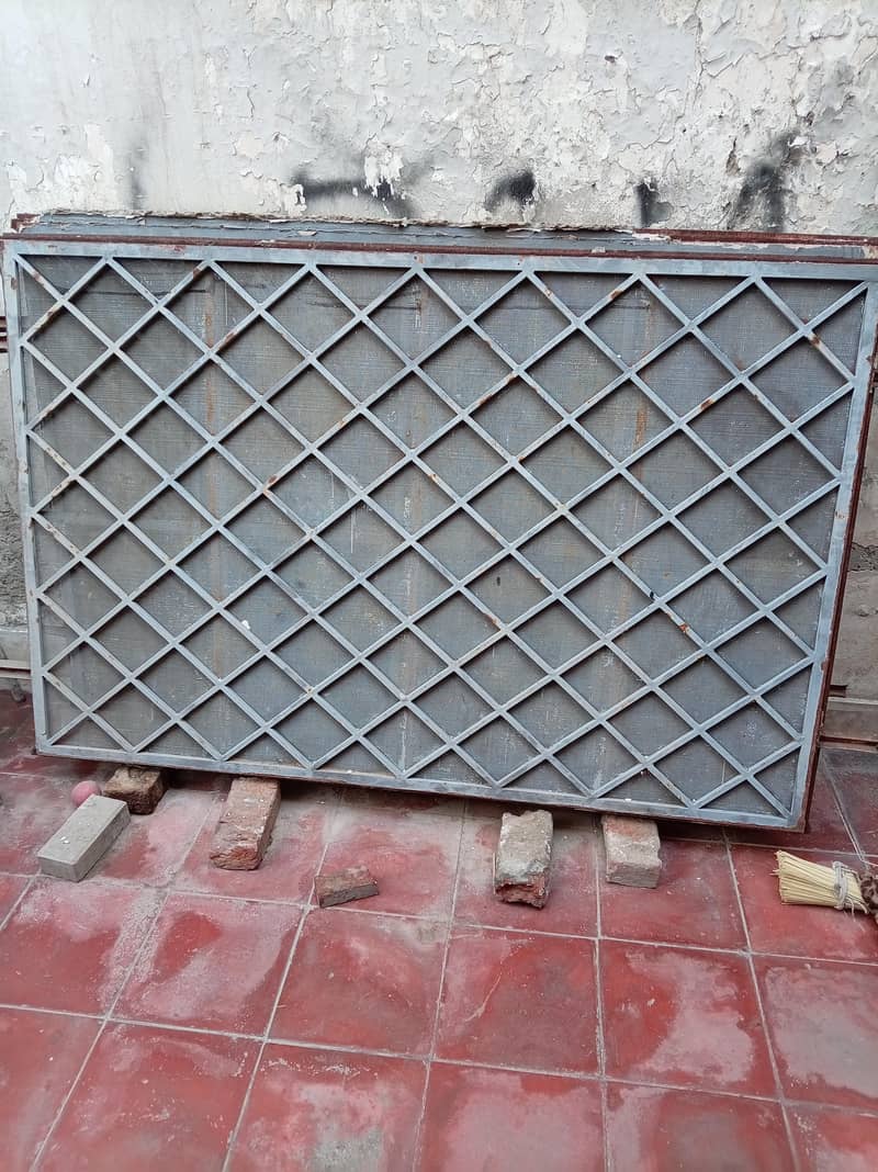 solid iron window and ventilator 0