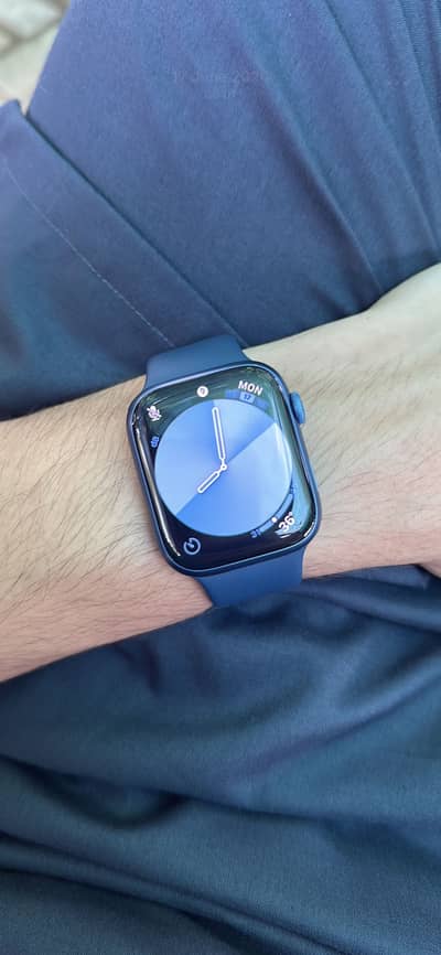 Apple Watch series 7 45mm with box