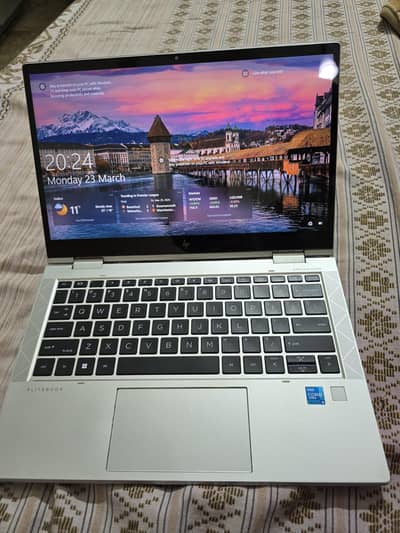 HP Elitebook x360 830 g8 i5 11th gen Touch display