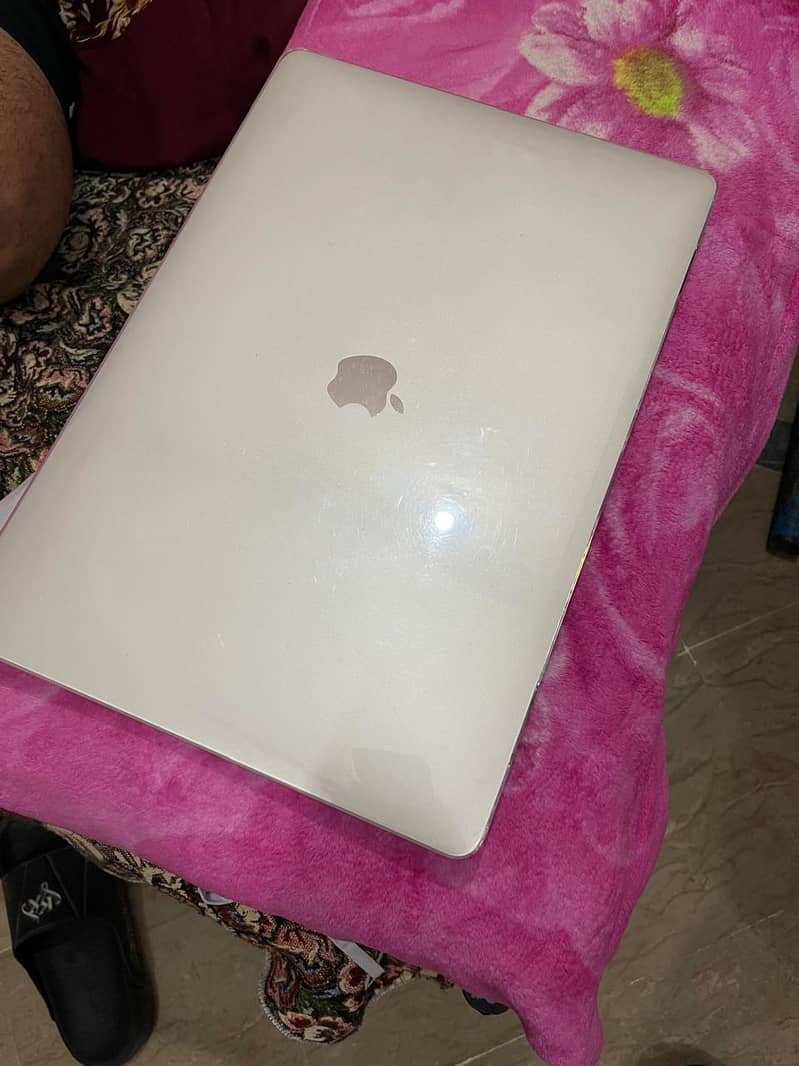 Macbook Pro 2019 11