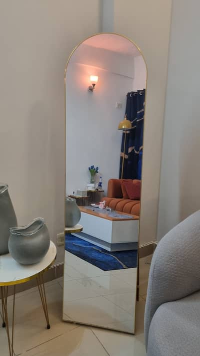 Floor mirror 10/10 condition