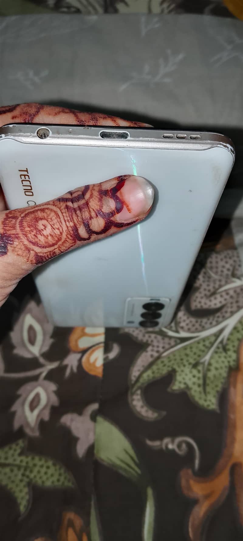 Tecno camon 18 1