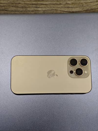 iPhone 16 pro - 256 gb - PTA approved - Desert titanium