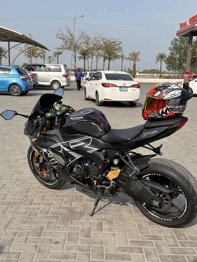 Kawasaki zx6r