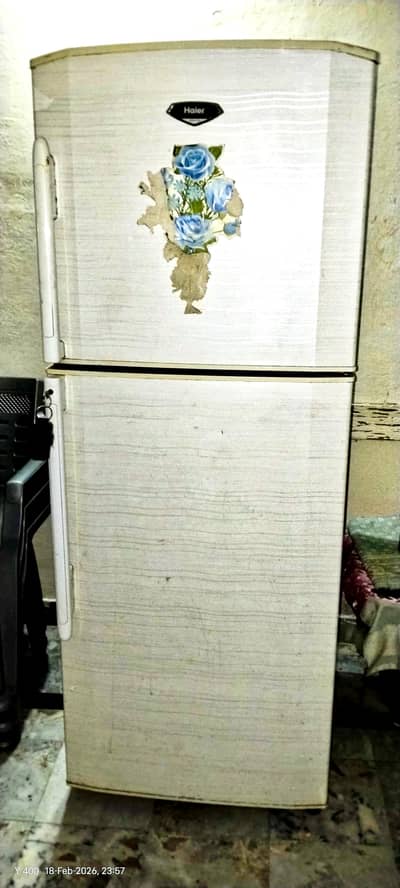 Haier jumbo size large All ok condition saaf ha cooling Achi krta ha