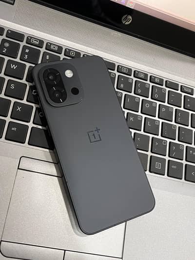 One plus 13s (13t) official pta 12/512