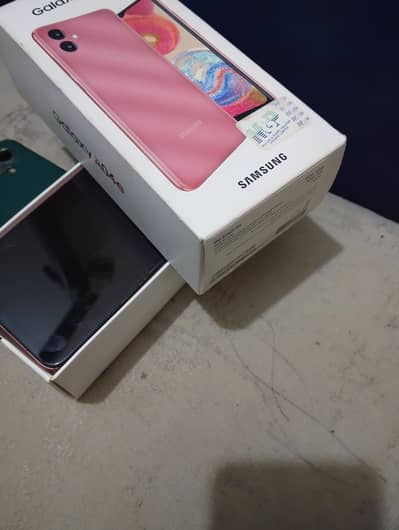 Samsung Galaxy A04e scratch less mobile
