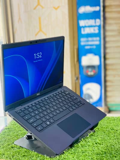 Dell latitude 7310 core i7 10th Gen. 16/256 GB SSD NVME laptop smart