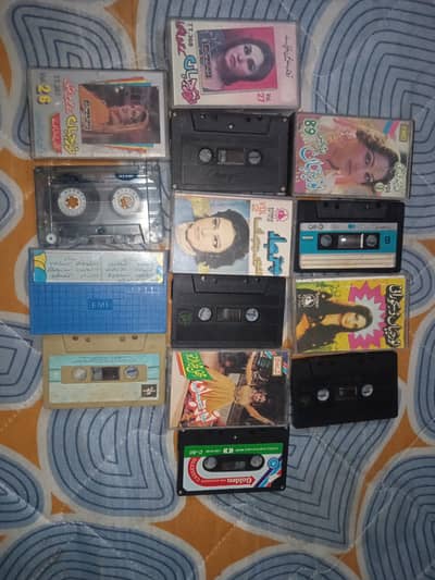 Rare Albums of Madam Noor Jahan. Very good cassette quality.