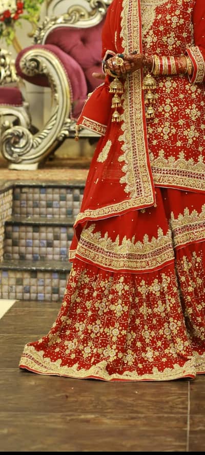 Incredible Red Bridal Dress – A Royal Masterpiece for Sale!