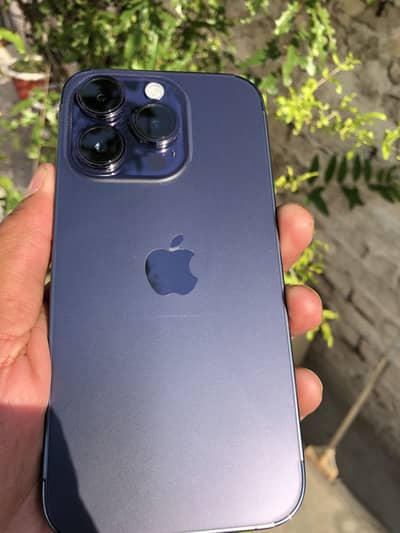 14 pro 256gb fu unlock water pack exchange possible.