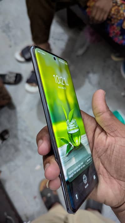 10 by 10 condition ha  Tecno spark 20 pro plus