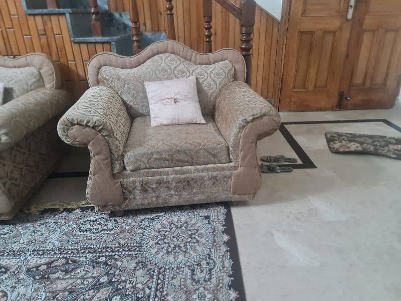 Sofa Set (Five Seater) 4
