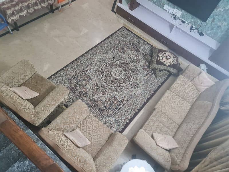 Sofa Set (Five Seater) 9
