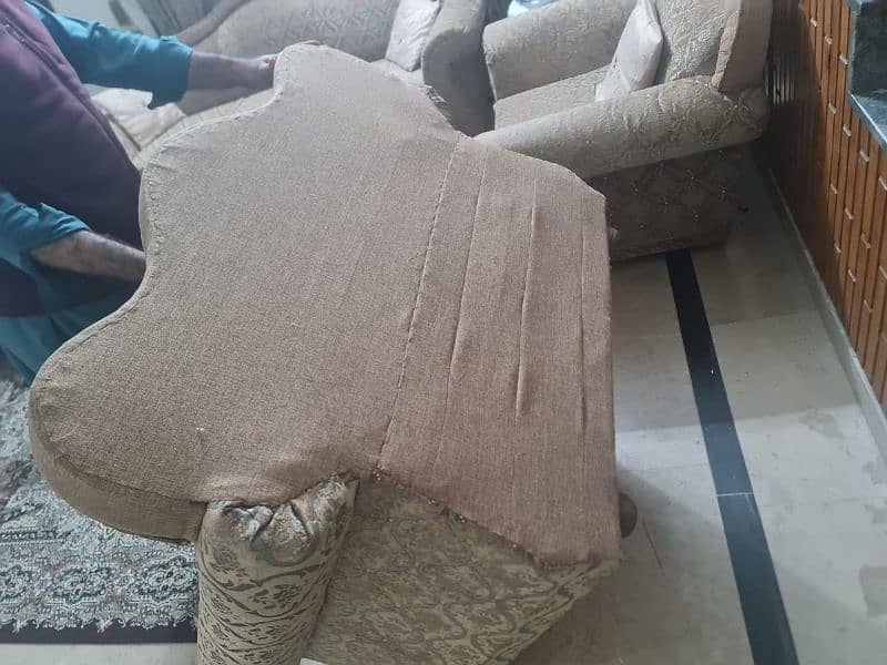 Sofa Set (Five Seater) 10