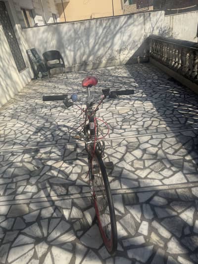 Stylish cycle with Red Rims – Good Condition – Islamabad