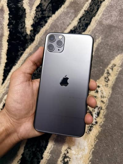 iPhone 11 Pro Max 64Gb Waterpack in Mint Condition