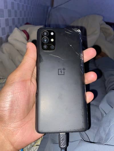 oneplus 9r back break panel ma line all ok good camera and batry