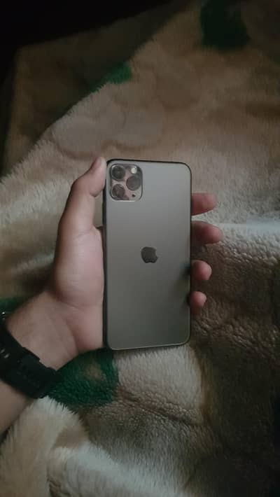 iPhone 11 pro max 256