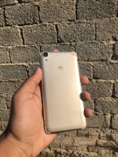 Huwawie y6 (urgentsale)
