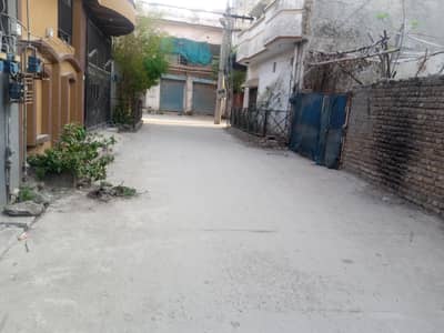 old 5Marla plot  for sale prime location