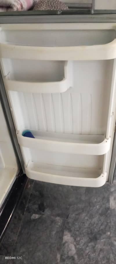 orient refegretor medium size