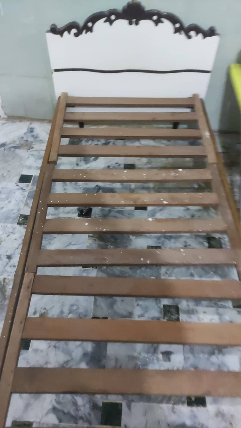 single bed available 3