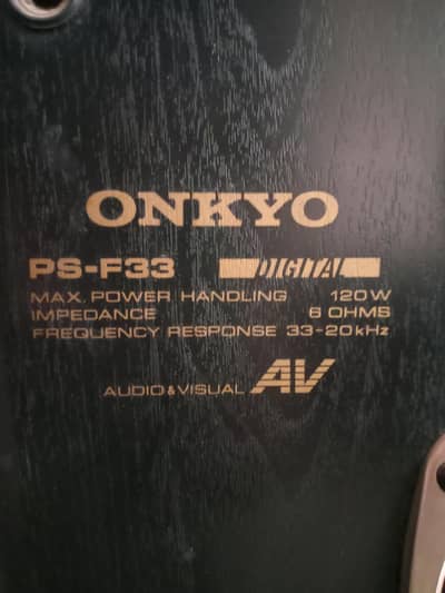 Onkyo Speekars